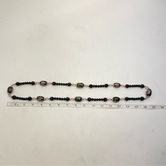 Necklace with Painted Beads Black/Pink - Picture 7 of 7